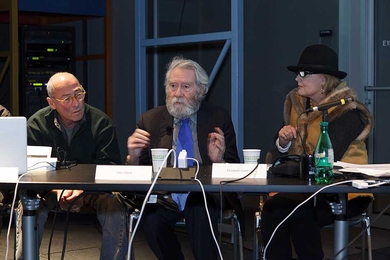 Otto Piene (center) in 2011 with his wife, Elizabeth Goldring.