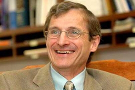 Professor Richard R. Schrock relaxes following a press conference at MIT held after he learned he won the 2005 Nobel Prize in chemistry.