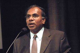 Dean of the School of Engineering Subra Suresh gave the welcoming address at the Emergent India conference, held at Bartos Theatre at the Media Lab on Friday, Sept. 21. <a onclick="MM_openBrWindow('india-suresh-enlarged.html','','width=509, height=583')">
<span onmouseover="this.className='cursorChange';">Open image gallery</span>
</a>
<noscript> <a href="india-suresh-enlarged.html">
<em>(no J...