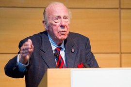 Former Secretary of State and MIT economics professor George Shultz PhD ’49 discussed nuclear disarmament after a screening of the documentary film <em>Nuclear Tipping Point</em> Friday.