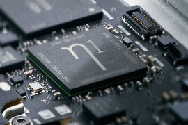 Eta Devices' chip (depicted here) can essentially “switch gears” to adjust voltage supply to power amplifiers in smartphones as needed, cutting power loss to improve battery life.