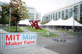 MIT Mini Maker Faire