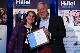 Eric Fingerhut and Rabbi Michelle Fisher SM ’97