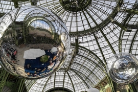 MIT Visiting Artist Tomás Saraceno’s "Aerocene" inspires us to rethink our relationship with Earth. 