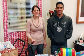 A total of 938 gifts were donated by MIT students, faculty, and staff to the 2015 Giving Tree Campaign.