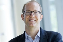 MIT Professor Evan Lieberman, the Total Chair on Contemporary Africa, has created the Department of Political Science's first online course through MITx.