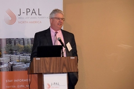 Bill Evans, co-founder of the Wilson Sheehan Lab for Economic Opportunities, discusses the current evidence on strategies to reduce homelessness. 