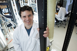 Photo of Pablo Jarillo-Herrero in a lab