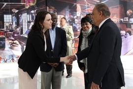 Julia Reynolds-Cuellar, managing director for the MIT-Africa Initiative (left), greets Sooroojdev Phokeer, the Mauritius ambassador to the U.S. (right), on April 7. In the background are Julius Akinyemi, director of the MIT-Africa Initiative (center-left), and the president of Mauritius, Ameenah Gurib-Fakim (center-right). 
