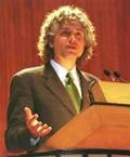 Professor Steven Pinker speaks at freshman convocation.