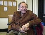 Institute Professor Emeritus Philip Morrison received the Hans Bethe Science in Public Service Award at a March 12 symposium.