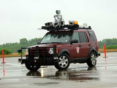 MIT's entry for the 2007 DARPA Urban Challenge competition is a self-piloted Land Rover LR3.