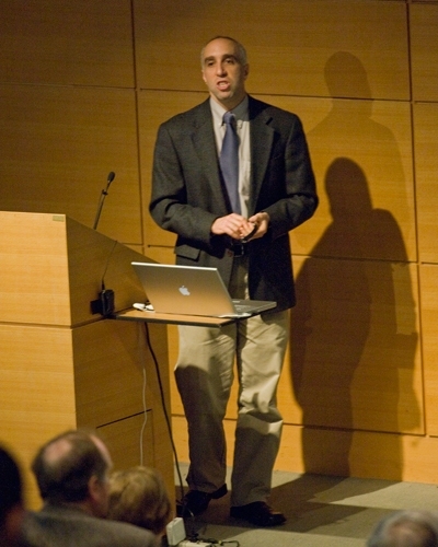 Richard Roth, a research associate in MIT’s Engineering Systems Division, discusses the idea of manufacturing lightweight automobiles at the forum.
