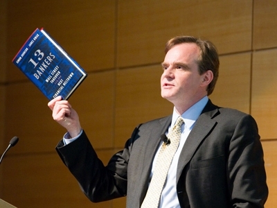 Simon Johnson, the Ronald A. Kurtz (1954) Professor of Entrepreneurship at the MIT Sloan School of Management, discusses his new book, "13 Bankers," at an event Friday.