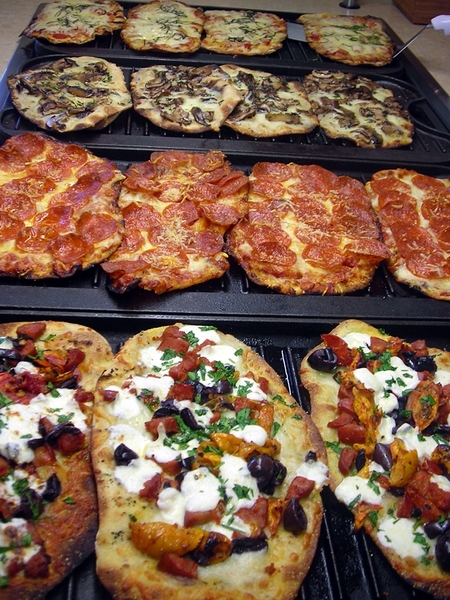 Another station offers a selection of hand-made flatbread pizzas. Throughout the Marketplace, diners may choose from a variety of vegetarian and non-vegetarian options.