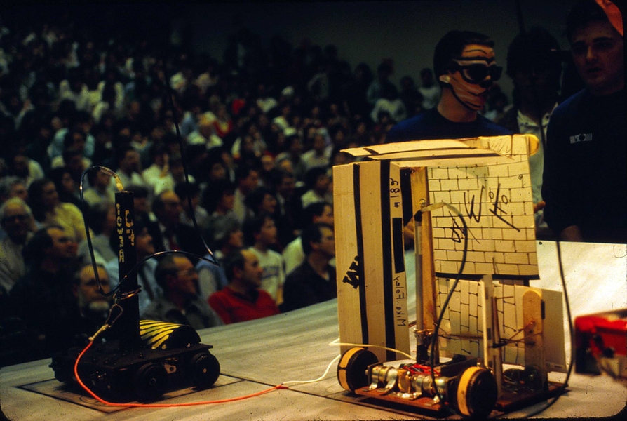 Photos from 2.007 competitions through the years.