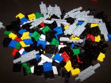 The pile of LEGO components used to make LEGO DNA.