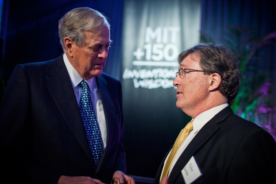 David Koch talks with Tyler Jacks, director of the Koch Institute.