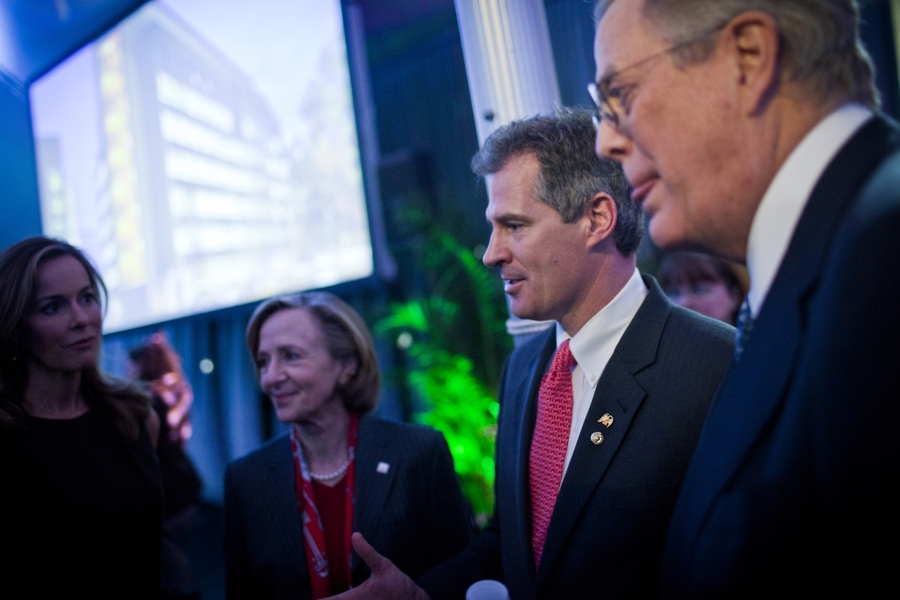 From left, MIT President Susan Hockfield, U.S. Sen. Scott Brown (R-Mass.) and David Koch talk with guests at the dedication ceremony.