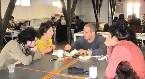 Turkish and Armenian students discussing workshop results.
