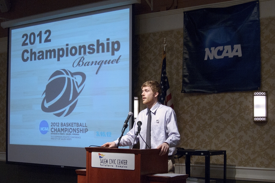 The championship weekend featured a banquet for all the teams. Team captain and senior guard Dan McCue introduced the MIT team and its season to the crowd of players and coaches.