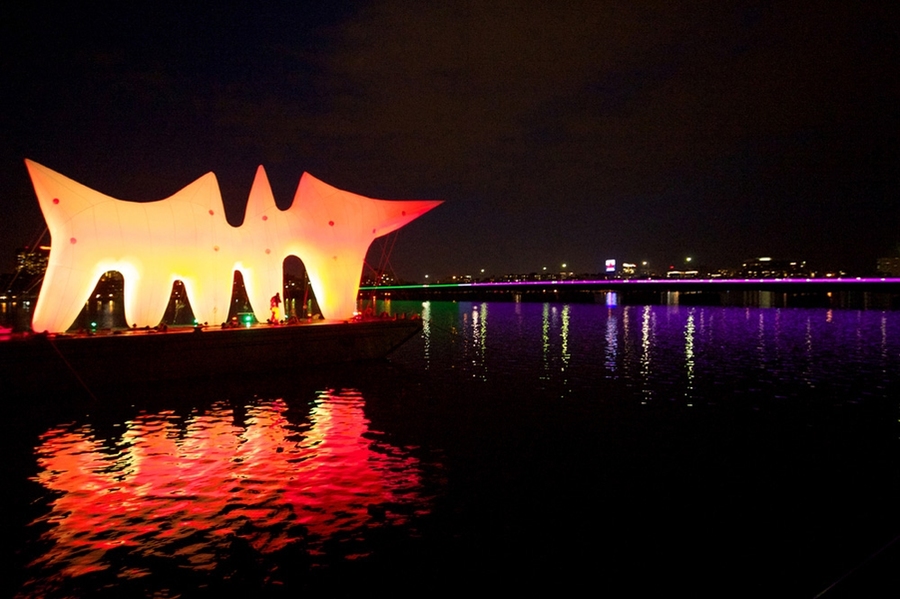 Liquid Archive by Gediminias Urbonas and Light Bridge by Susanne Seitinger and Pol Pla.