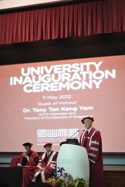 SUTD President and MIT Institute Professor Thomas Magnanti delivers remarks at the inauguration ceremony.
