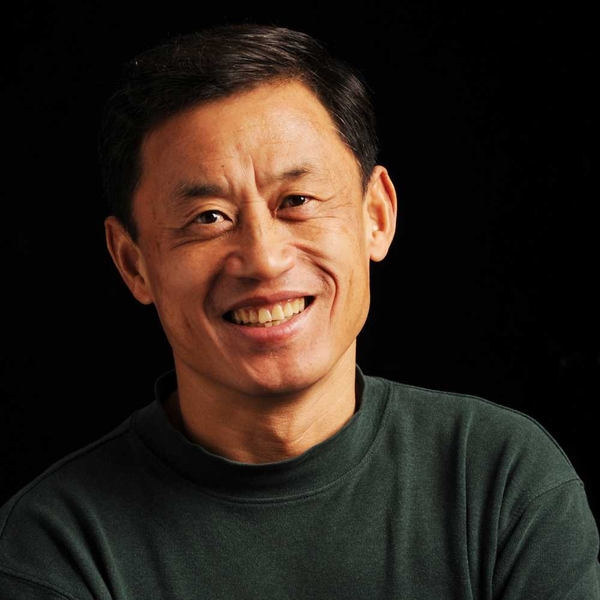 Qing Hu, a professor in the Department of Electrical Engineering and Computer Science