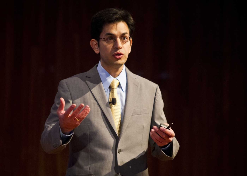 Recent alumni also made pitches at the symposium, including Christophoros Vassilou '04, MEng '06.