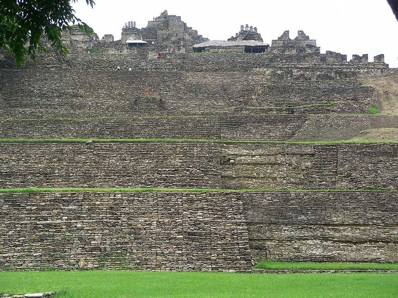The Mayan city of Toniná, Chiapas, Mexico. The pyramid contains seven terraces and rises 71 meters above the surrounding plaza. Taylor went to Toniná to help photograph and gather some samples of the plaster and stucco for analysis.