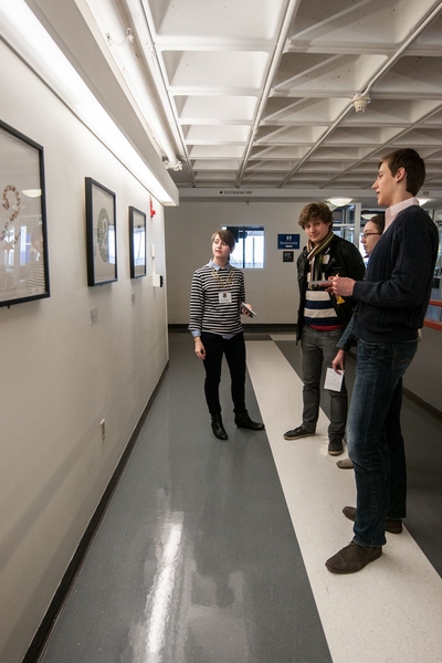 Students practiced critiquing modern art as part of a class called “How to be Sm(Art): Visiting Contemporary Art Museums.” 