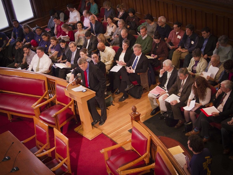 Founding Director of the Broad Institute and MIT Professor of Biology Eric Lander.