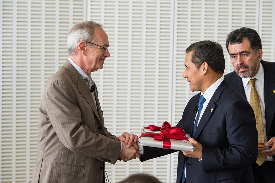 Reif and Humala signed a letter of intent aimed at promoting educational and research collaborations between Peru and MIT. 