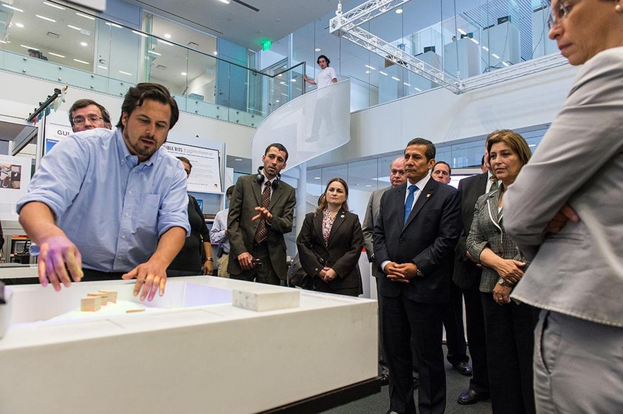 David Robert (left), a doctoral candidate in the Tangible Media Group, gave a demonstration at the MIT Media Lab.
