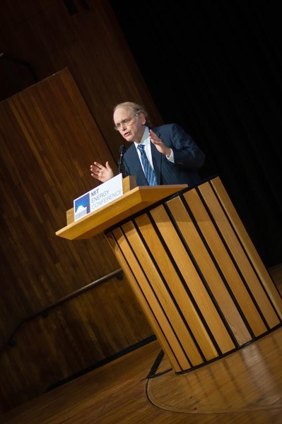 Keynote speaker Daniel Yergin, author of "The Quest," speaks at the opening session of the Energy Conference in MIT's Kresge Auditorium.