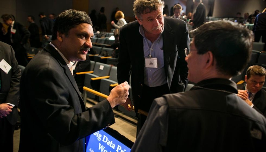 Anant Agarwal (left), an MIT electrical-engineering professor and president of Harvard and MIT's online-learning initiative edX, and Isaac Chuang, an MIT physicist and associate director of MIT's Office of Digital Learning, chat between sessions with Eric Lander (center), director of MIT and Harvard's joint Broad Institute and co-chair of the President's Council of Advisors on Science and Technolo...