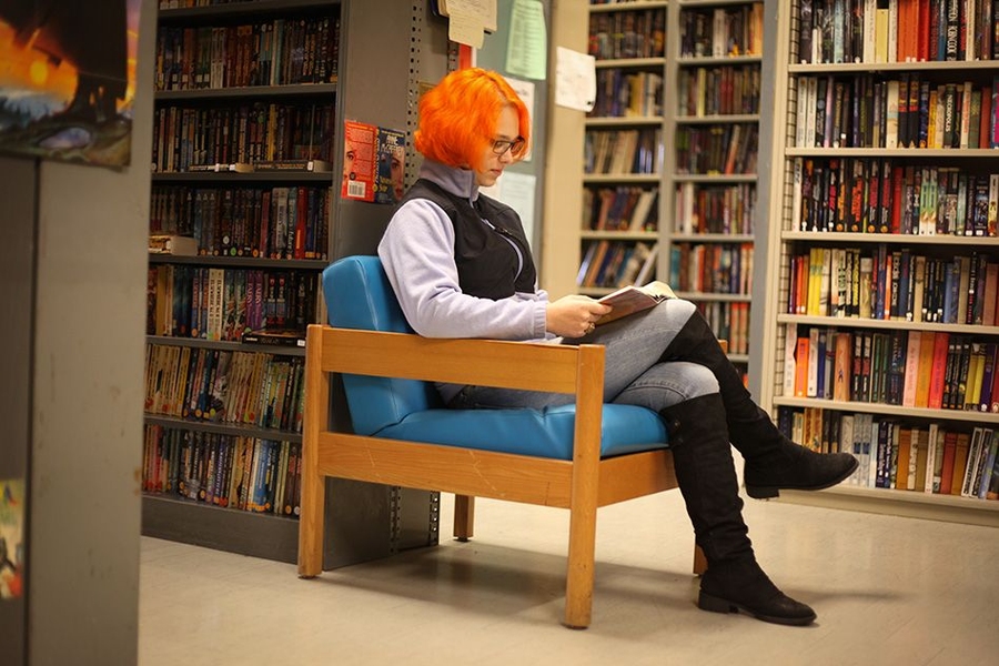 Laura McKnight is the “vice” of the MIT Science Fiction Society, meaning she serves as the vice president of the Society for the current academic year. 