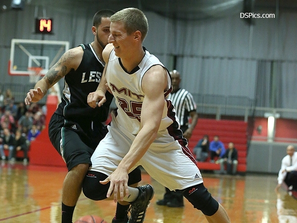 With help from Dennis Levene '15, the Engineers have started strong with a 4-0 record. 