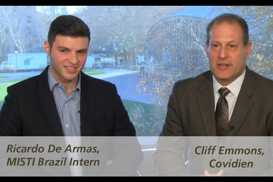 Ricardo De Armas (left), MISTI/Covidien intern, and Cliff Emmons, Covidien vice president of research and development, tailored products, and emerging markets 