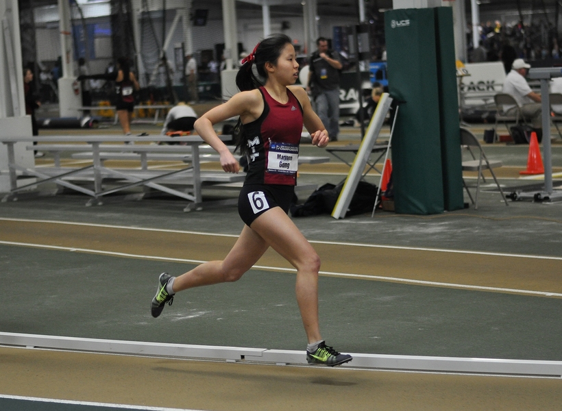 Maryann Gong cruises to victory in the 3,000-meter race.
