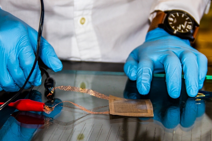 When connected to a voltage source, the film generates heat, directly curing composites without the need for large, commercial ovens. 