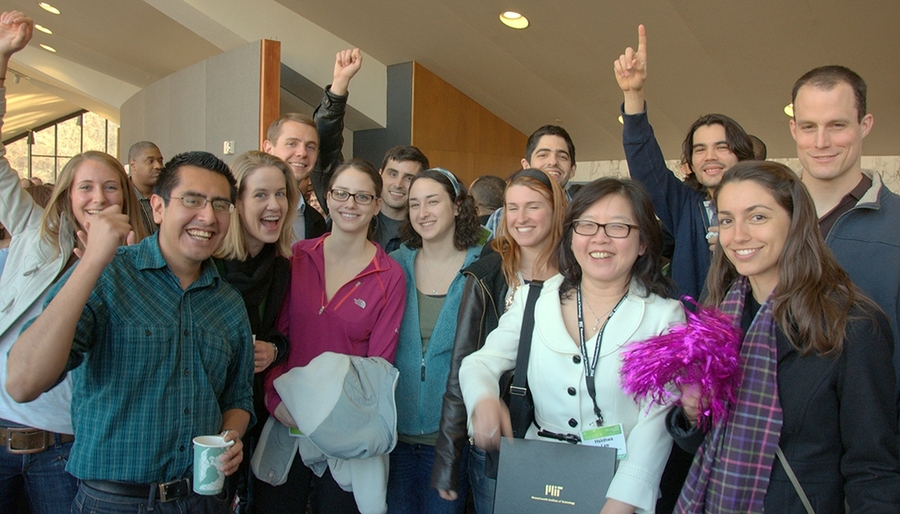 Excellence Award recipient Hsinhwa Lee celebrates with students, postdocs, and technicians from the Lauffenburger and Griffith labs at the reception following the 2012 ceremony.