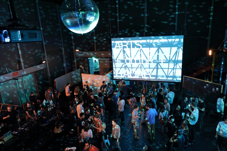 New and returning students, faculty and staff capped off the night 
with a dance party in ACT’s Cube with DJs, multimedia projections and a 
photobooth.