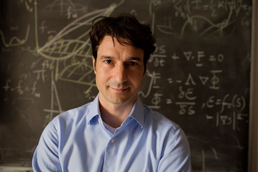 Department of Civil and Environmental Engineering Associate Professor and Pierce Lab Director Ruben Juanes
