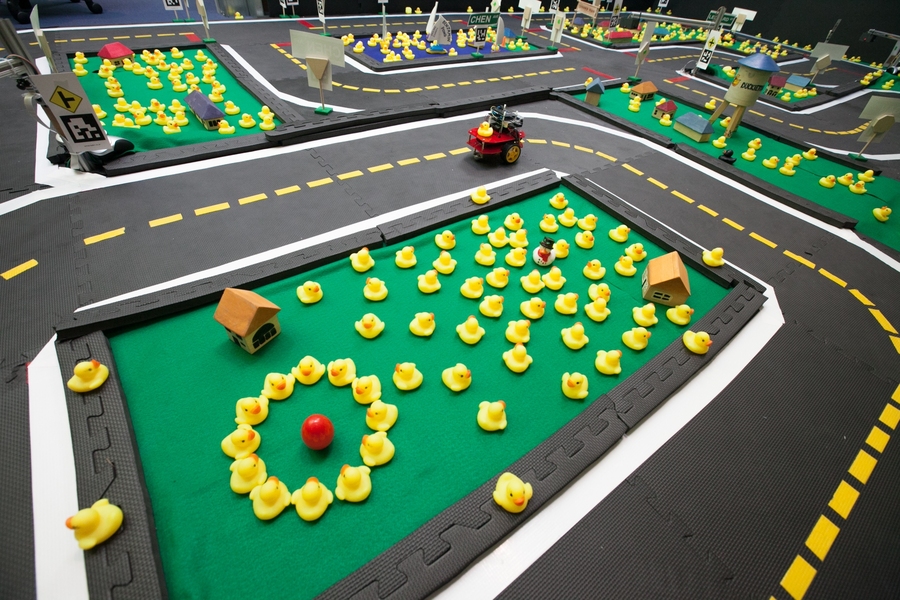 Duckietown was a collaborative effort involving more than a dozen people from CSAIL and LIDS, as well as three departments: Mechanical Engineering, Aeronautics and Astronautics, and Electrical Engineering and Computer Science.