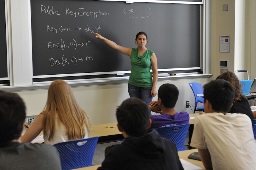 Sophia Yakoubov lectures the 2016 LLCipher class on public key encryption. 