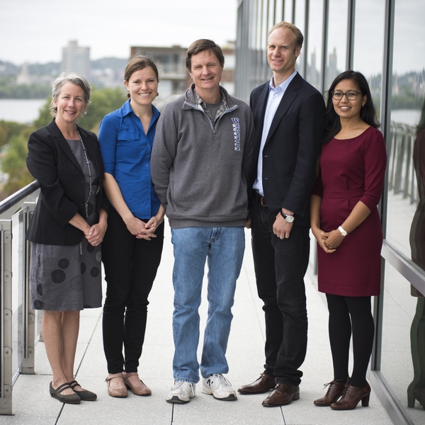 Grand prize and honorable mention award winners at the Crowds and Climate conference: (left to right) Elizabeth Sheehan and Anastasia Lukyanova of Climate Smart; James Gula of Franchised Microgrids; Benjamin Huber and Juna Shrestha of the low-methane rice farming proposal. Not pictured: Nishaant Sangaavi and AlexCorneglio of My Energy Xpert