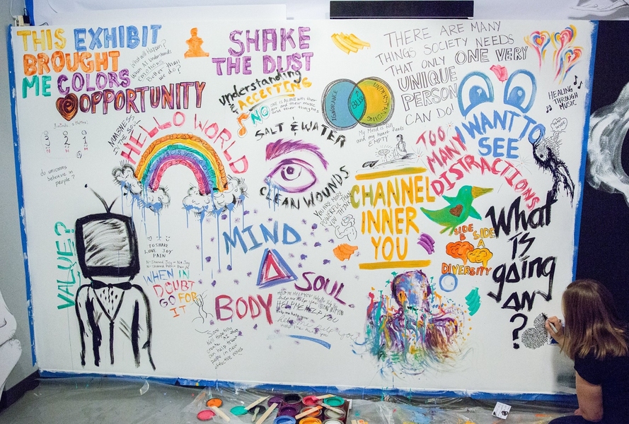 Mural created during the OpenMind::OpenArt gallery opening