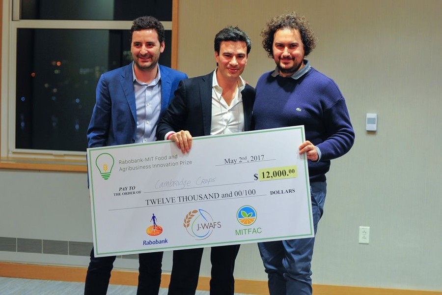 A first-place prize of $12,000 went to MIT-Tufts University team Cambridge Crops, which is developing a silk-based coating that extends the shelf life of fruits and vegetables by up to 50 percent. Pictured are Cambridge Crops team members (left to right) Livio Valenti, Jacques-Henry Grislain, and Benedetto Marelli. 
