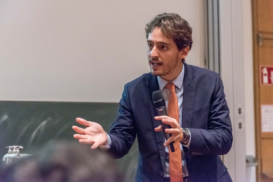 Bruno Verdini, a lecturer in urban studies and planning, describes natural resource negotiation strategies for mutual gains at a COP23 side event.